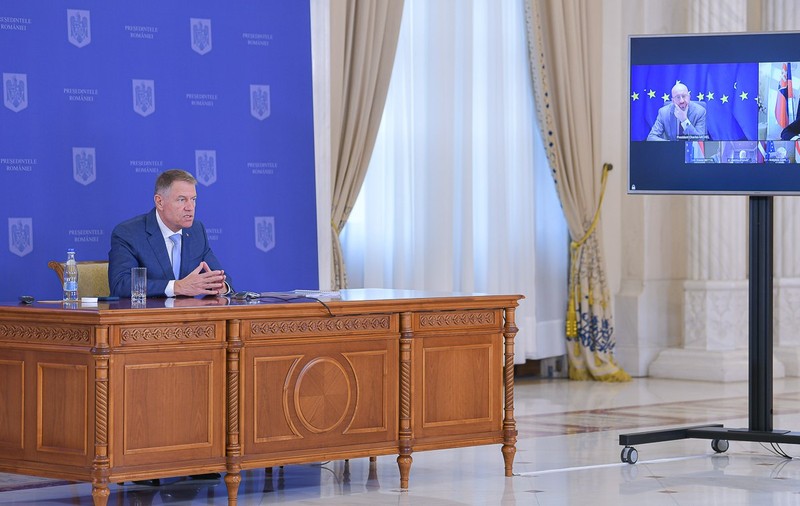 Klaus Iohannis a cerut sancţiuni suplimentare pentru Rusia la reuniunea organizată de președintele Consiliului European