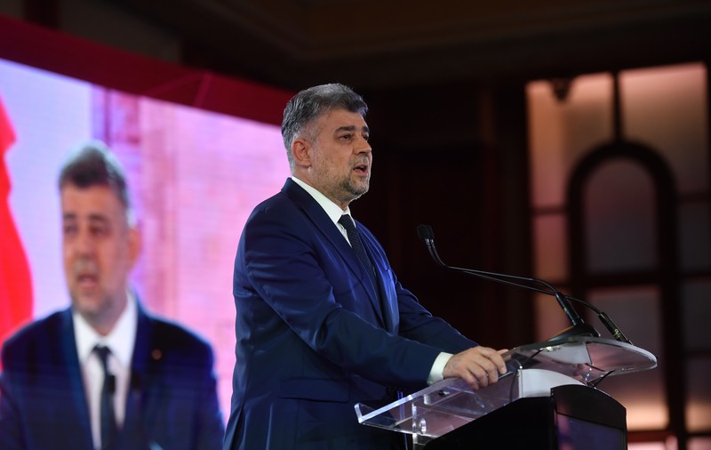 Sloganul „reindustrializarea” în programul de țară al lui Ciolacu: generalități, ajutoare de stat și un pic de copy-paste din Liviu Dragnea