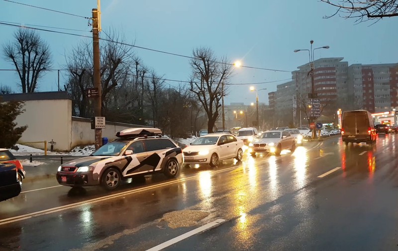 VIDEO | Prima autostradă urbană din România: a rezolvat traficul dinspre Ploiești, dar l-a blocat pe cel din București