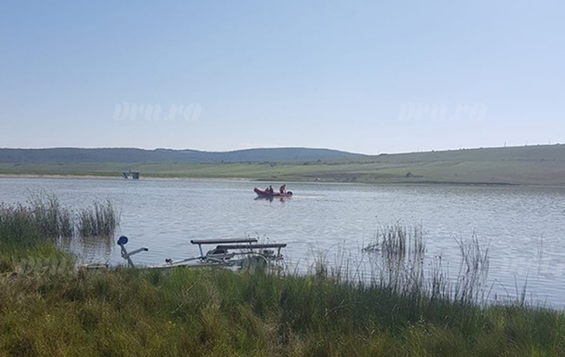 Tragedie pe lacul Tăcuța din județul Vaslui. Doi oameni înecați la câteva minute distanță