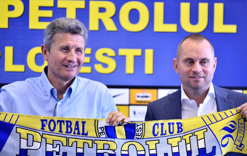 Mulţescu atacat din toate părţile: ”Poate staff-ul tehnic nu e pregătit să se lupte pentru titlu!”