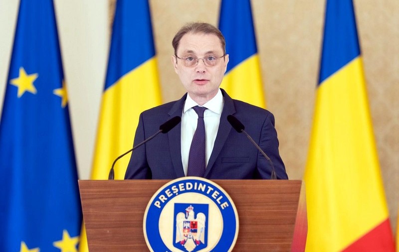 Luca Niculescu, propunerea de premier a lui Nicușor Dan, este secretar de stat în MAE și coordonatorul aderării României la OCDE. Foto: Administrația Prezidențială
