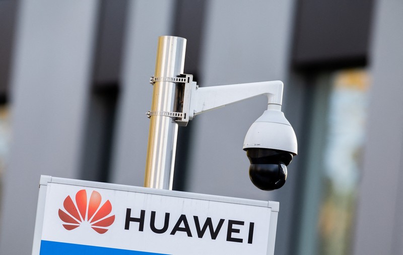 Giganții germani din telecomunicații, presați de guvern să-și reducă dependența față de Huawei. "Au avut suficient timp să se adapteze"