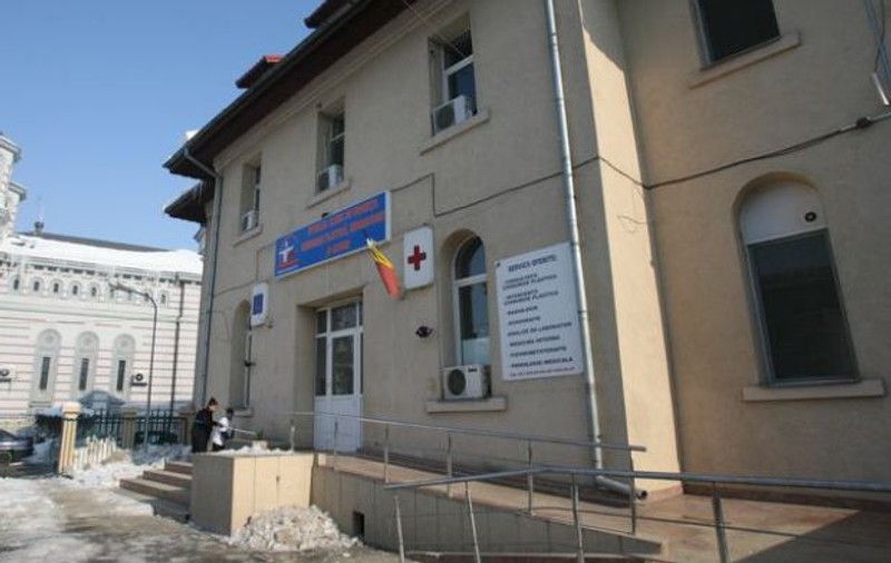 Scăpată din colții câinelui, ucisă de greșeala medicilor. O bătrână a murit după o transfuzie cu o grupă de sânge greșită