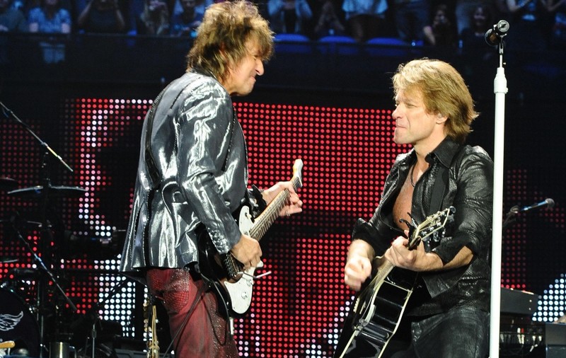 Bon Jovi l-a concediat pe managerul trupei