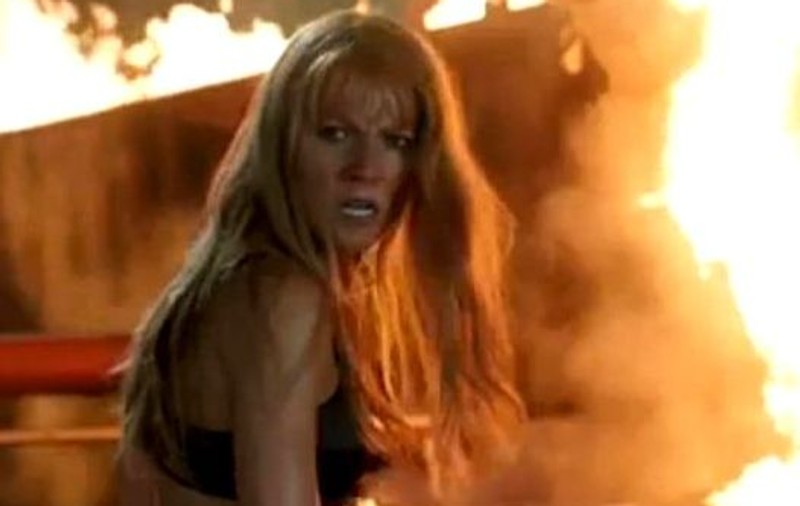 Gwyneth Paltrow, fierbinte, bronzată şi în lenjerie intimă, în filmul "Iron Man 3" | VIDEO
