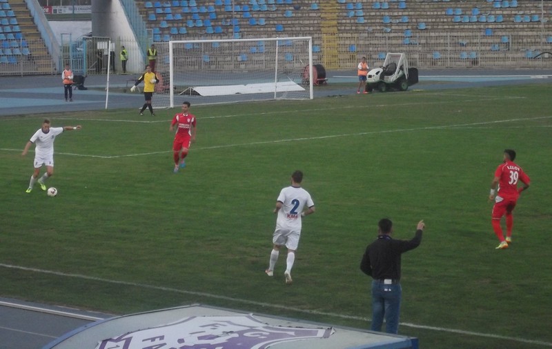 LIGA A II-A LA FOTBAL / Academica Argeş rămâne lider după ce a primit trei penaltyuri!