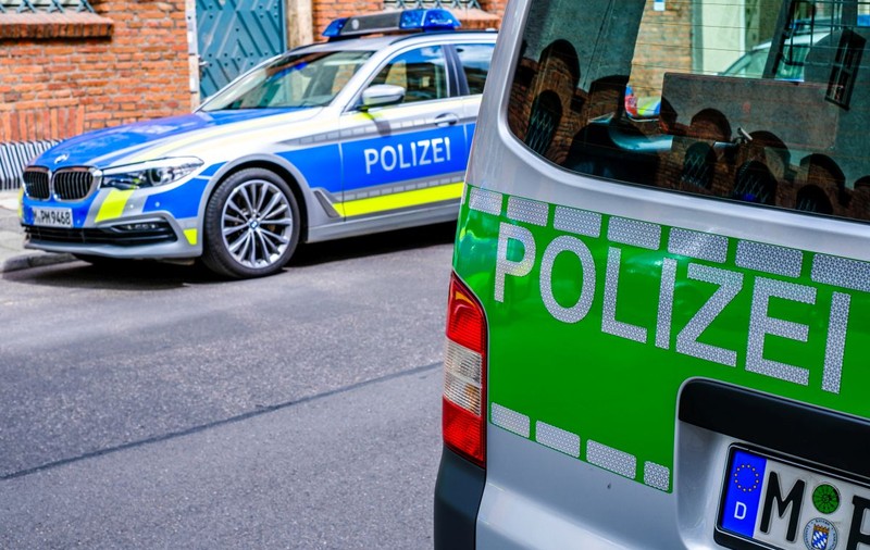 Șapte persoane suspectate că au format o organizație teroristă asemănătoare Statului Islamic au fost reținute în Germania