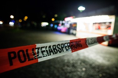 epa05029995 Police have cordoned off an area around two booths at the HDI-Arena ahead of the international football match between Germany and Holland in Hanover, Germany, 17 November 2015. This is presumed to be due to a suspicious object. The match has been called off on short notice, as the police said. EPA/PHILIPP VON DITFURTH