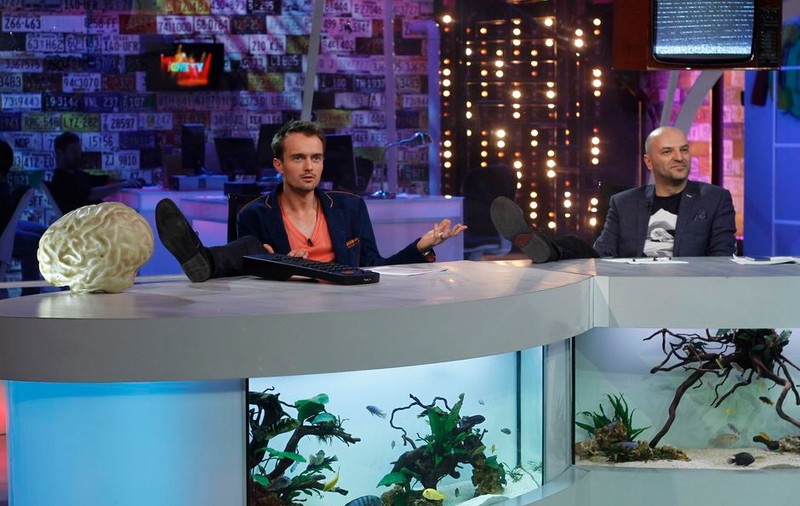 DAN CAPATOS, la un pas DE UN GRAV ACCIDENT. Viaţa i-a fost SALVATĂ de MIKEY HASH, de la iComedy