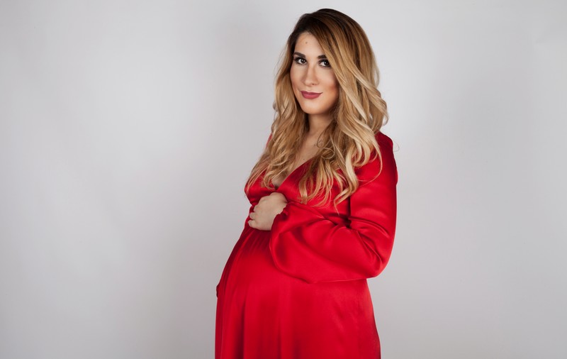 EXCLUSIV/ Adda naște sâmbătă. Cântăreața și-a pregătit bagajul, dar și întreaga cameră a bebelușului