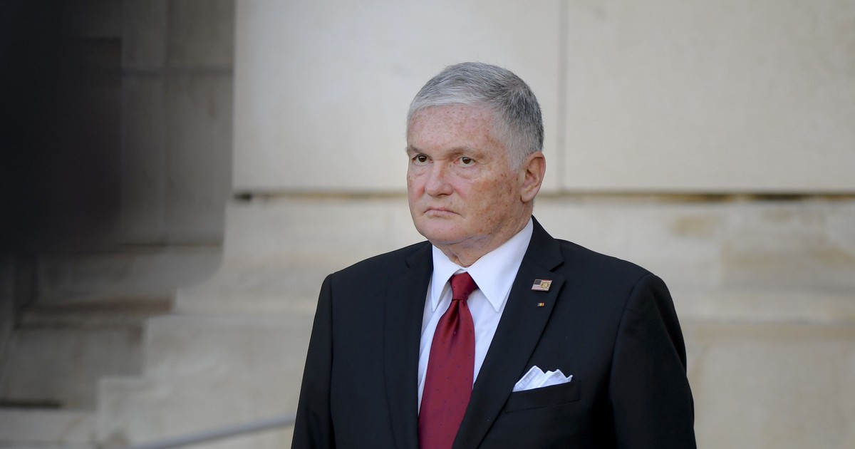 Adrian Zuckerman, ambasadorul SUA: România, primul aliat din NATO care va avea sisteme de apărare cu rachete HIMARS