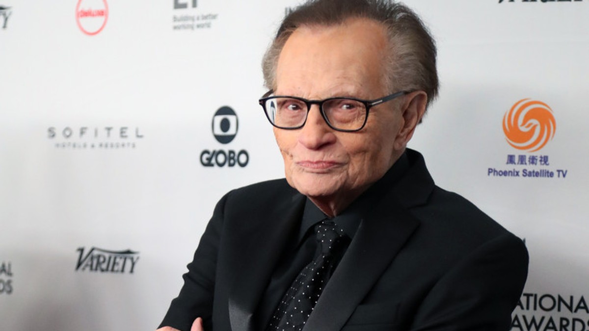 Larry King divorțează de a șaptea soție. Au fost căsătorit timp de 22 de ani