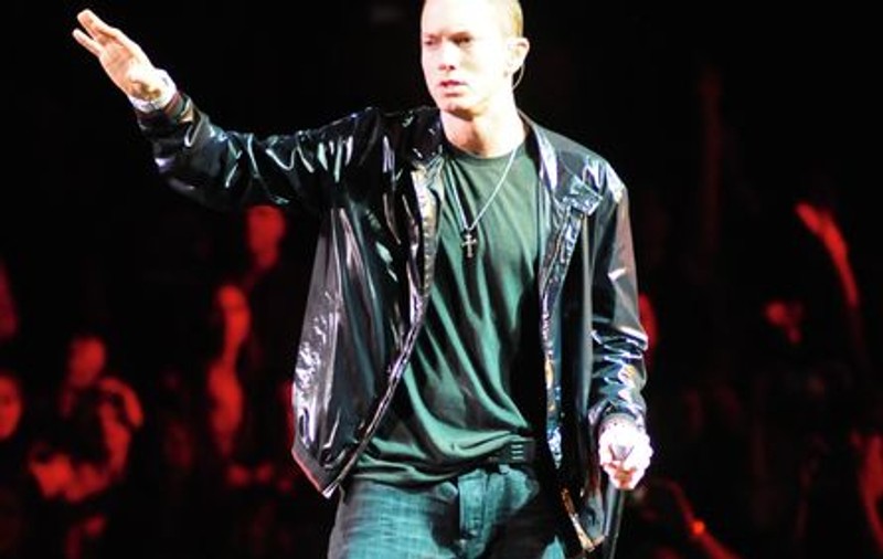 Eminem este primul artist care a vândut peste un milion de copii în format digital 