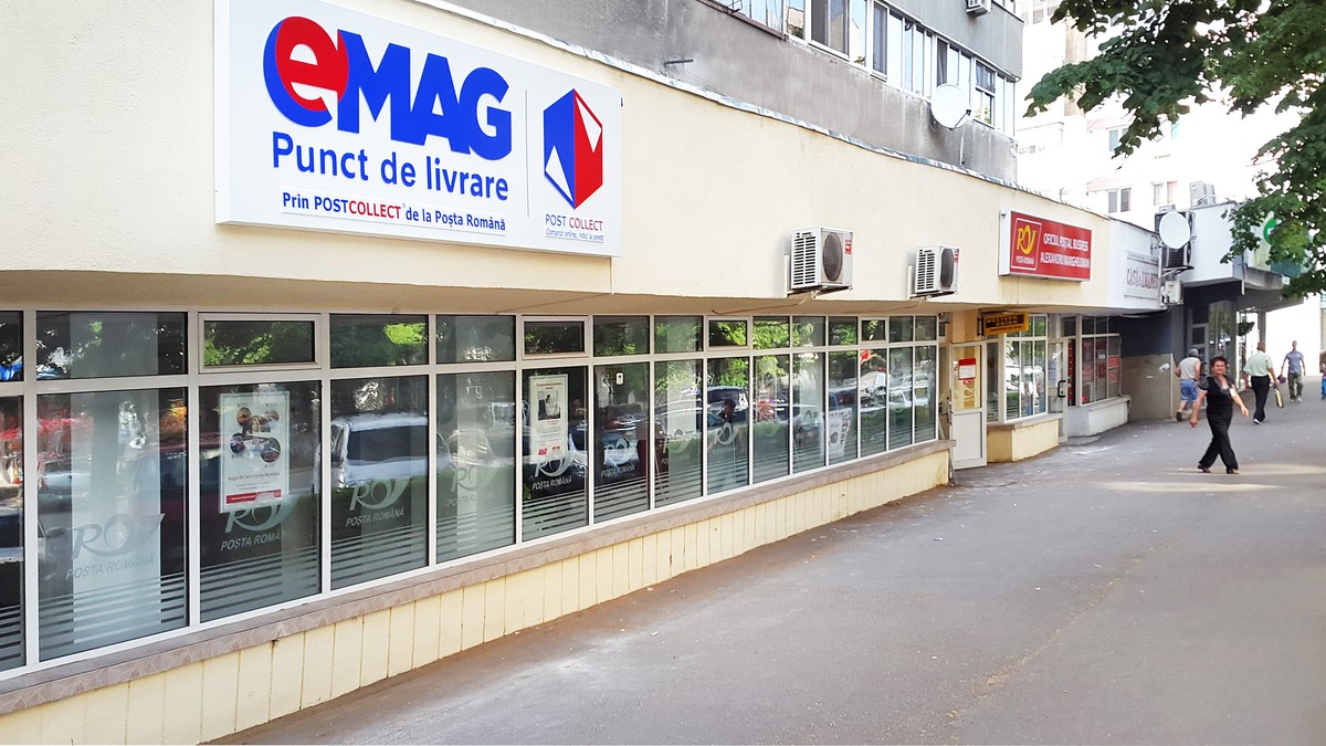51% din comenzile plasate pe eMag au fost de pe mobil. Sediu cu logo eMag