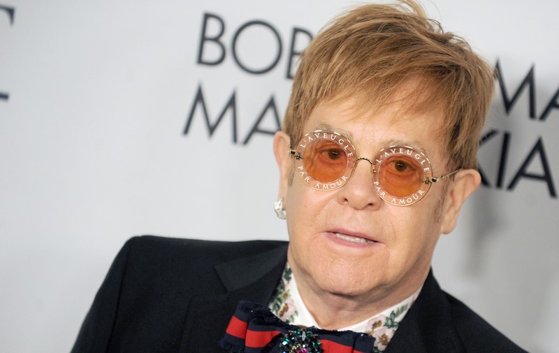 Mama lui Elton John a murit. Artistul e în stare de șoc | FOTO