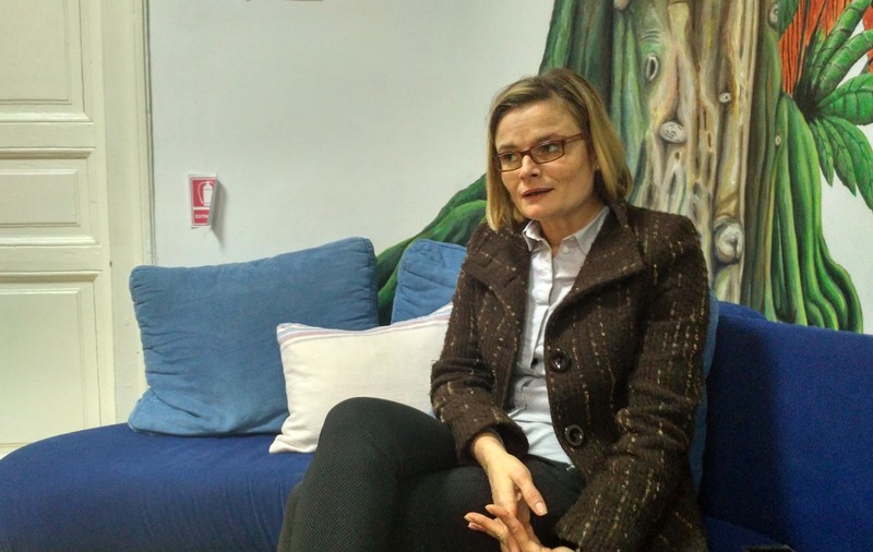 VIDEO/Valentina, ”mama” copiilor chinuiți : povestea băiețelului crescut în coteț și a adolescentei care se juca cu păpușile