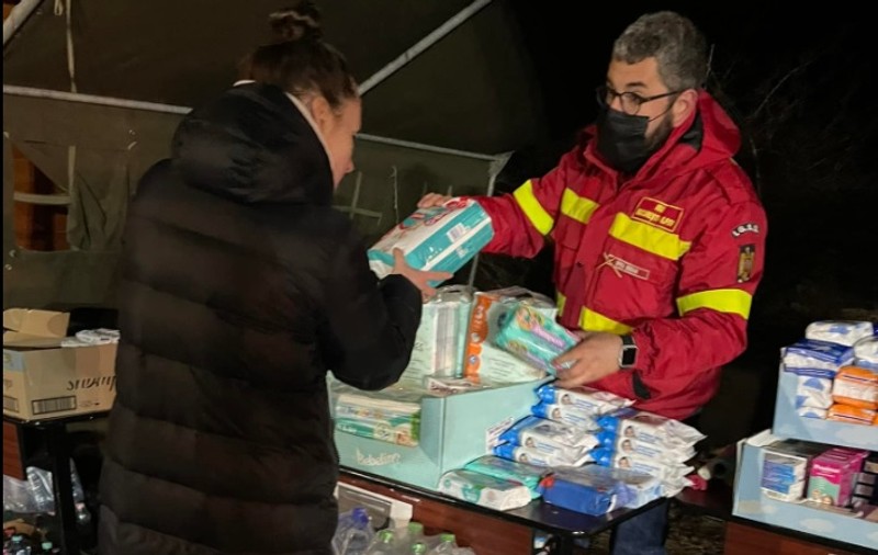 Bogdan Oprea, voluntar în Vama Siret: „Cutremurătoare sunt momentele când preiei mame cu copii în brațe care plâng speriați"