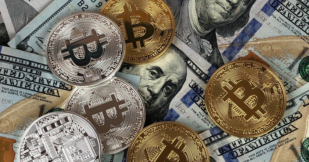 Patronul unei companii de criptomonede ar putea fi exhumat. A ajuns în mormânt cu parolele conturilor unde ținea 145 de milioane de dolari