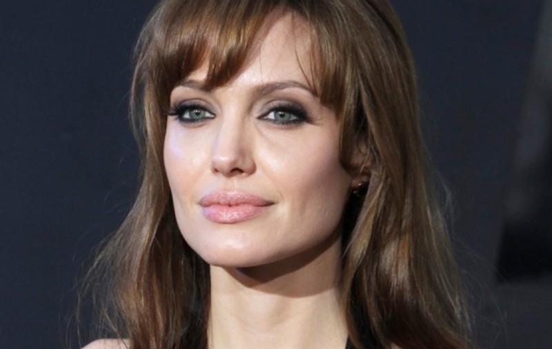 Angelina Jolie va filma o poveste de dragoste din timpul războiului din Bosnia 