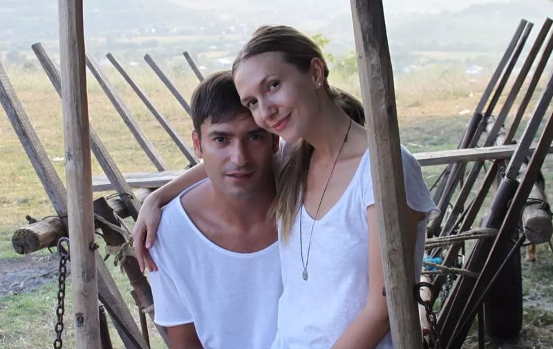 De ce își construiesc Adela Popescu și Radu Vâlcan casă la Șușani: „Nu ne va aduce niciodată bani”