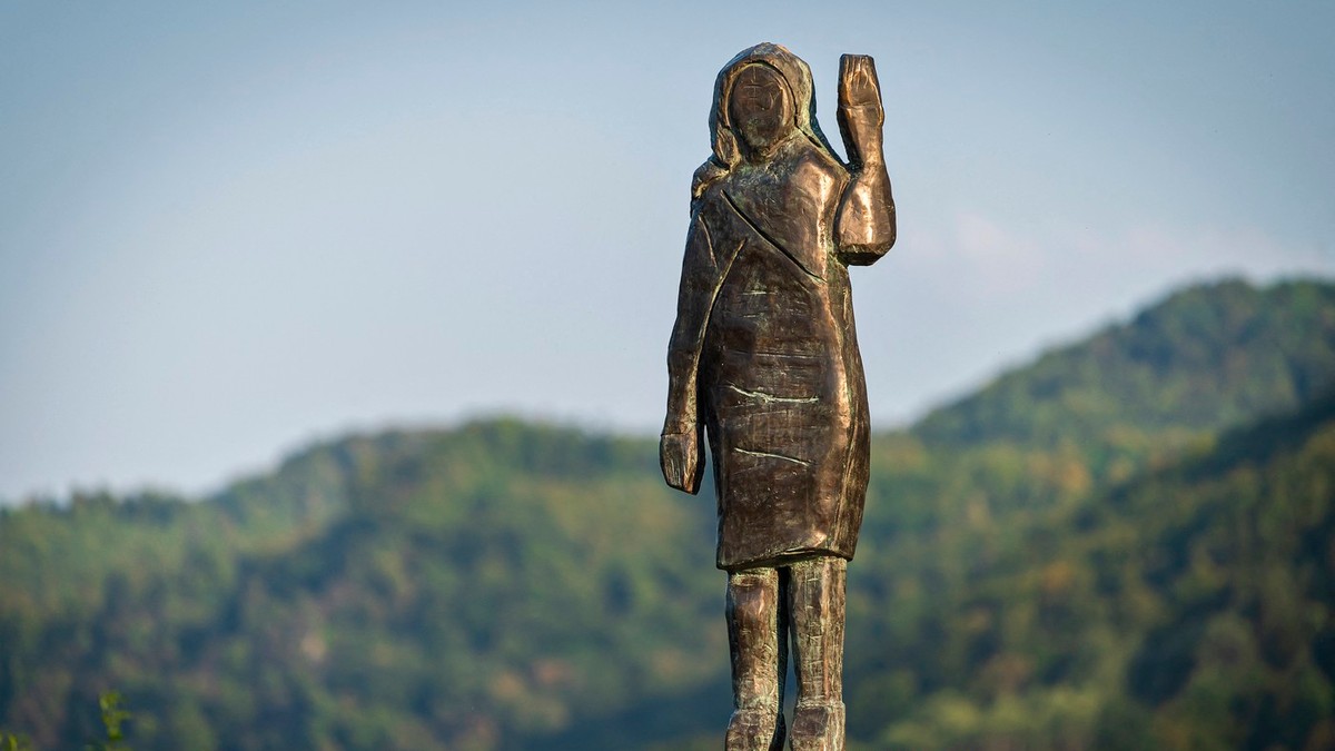 Statuie din bronz care o reprezintă pe Melania Trump Foto: Profimedia