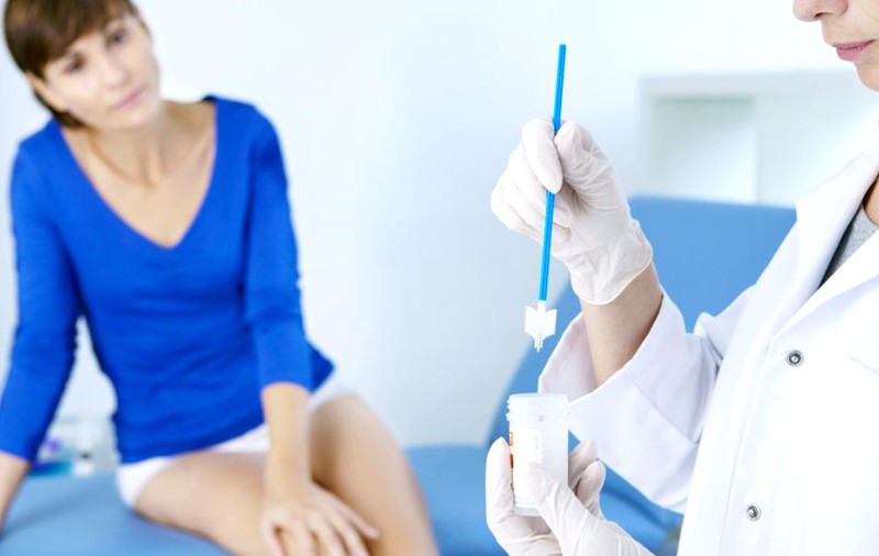 Peste 30 % dintre femeile care au făcut un test pentru depistarea cancerului au probleme de sănătate