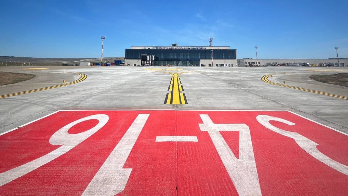 Imagine cu pista aeroportului Tulcea