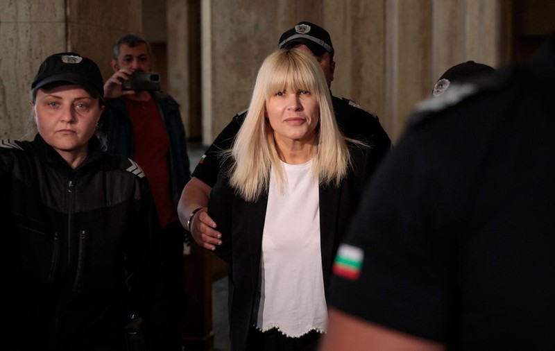 ANAF vinde terenuri de două milioane de euro ale Elenei Udrea şi ale fostei şefe ANRP