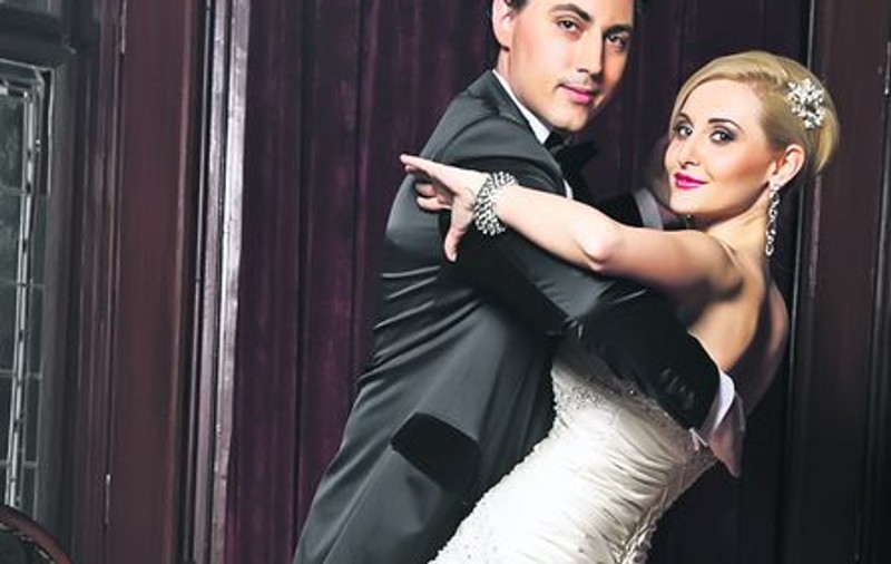 Alina Sorescu şi designerul Alexandru Ciucu au spart 30.000 de euro pe mâncarea de la nuntă