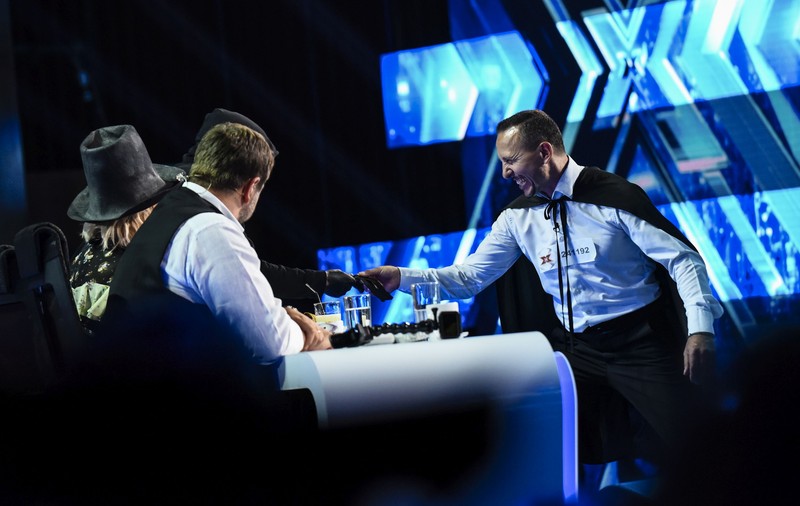 Carla’s Dreams, dezvăluiri emoționante pe scena „X Factor”.  ”Soarta mea este să port o mască”