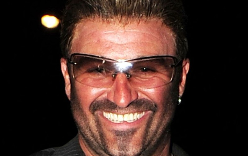 George Michael, sărut pasional cu un bărbat necunoscut