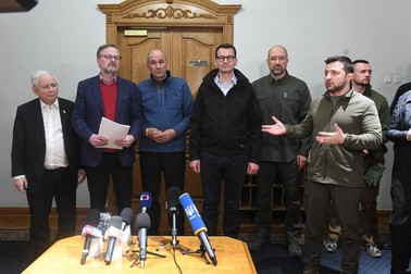 Liderii europeni și președintele ucrainean la capătul discuțiilor de la Kiev Foto: EPA