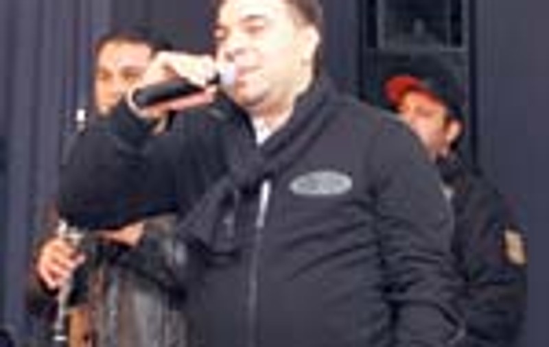 Florin Salam a cantat pentru puscariasi