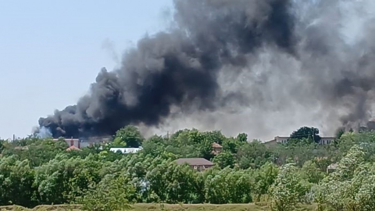 Incendiu violent la Galați. Foto Viața Liberă