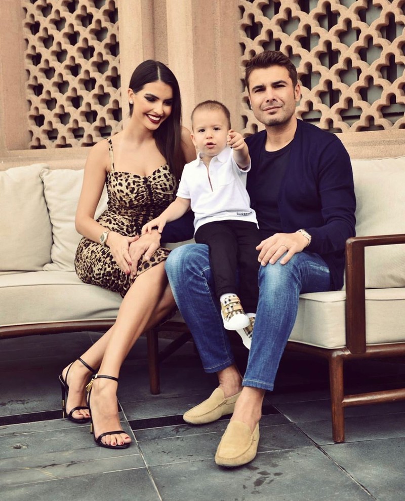 Adi Mutu, Sandra (cea de-a treia soție) și fiul lor