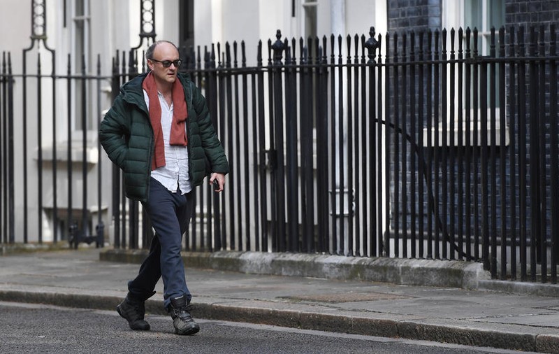 Un consilier al lui Boris Johnson, suspectat că a încălcat măsurile de izolare. ”Va trebui să demisioneze”