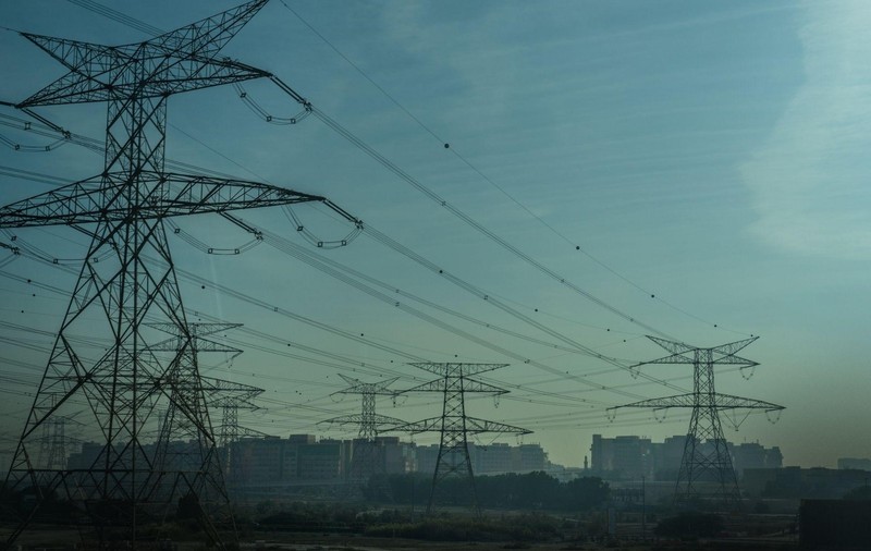 7 lucruri surprinzătoare pe care nu ți le spune nimeni despre alimentarea electrică — dar pe care ar trebui să le știi în 2025
