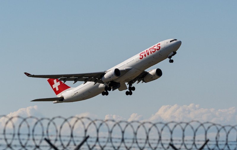 Niciun bagaj nu a ajuns la destinație, la un zbor Swiss în Bilbao: „V-ați bătut joc de vacanțele noastre”