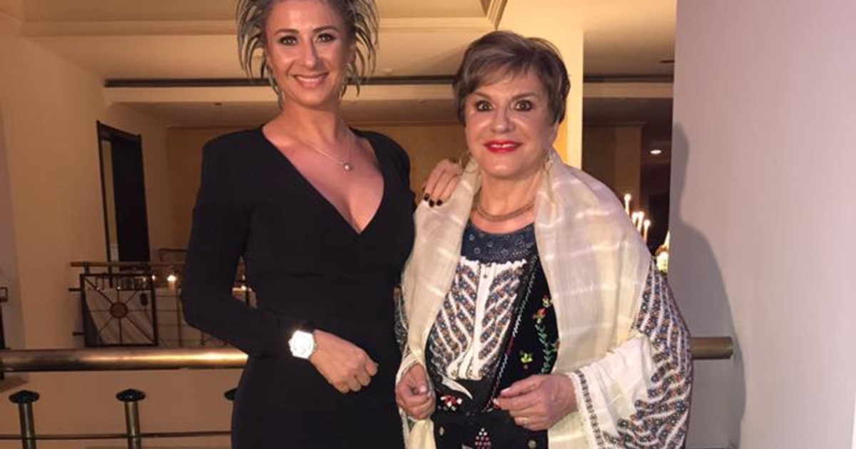 Cât de slabă poate să fie Ionela Prodan. Zici că a întinerit cu 20 de ani | FOTO