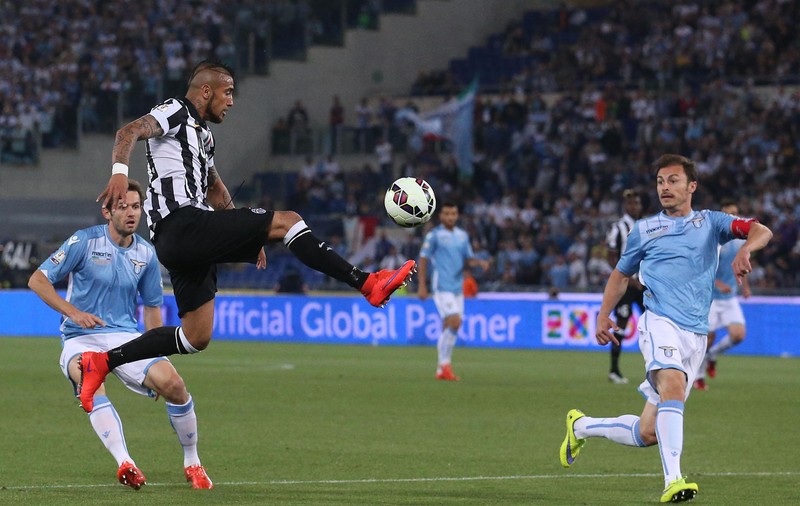 Ștefan Radu are concurență serioasă. Lazio a adus un jucător de la Barcelona pe postul său