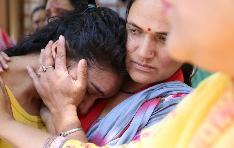 Tragedie la un eveniment religios din India: 15 morţi şi 35 de răniţi în urma prăbuşirii unui cort