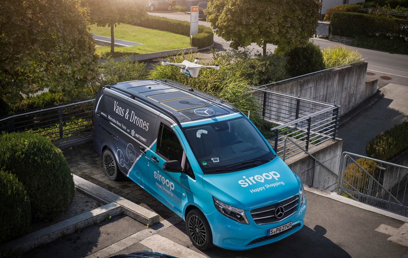 Mercedes testează un serviciu de livrare cu drone - VIDEO
