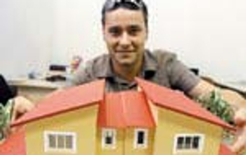 'Targ de case' in Capitala