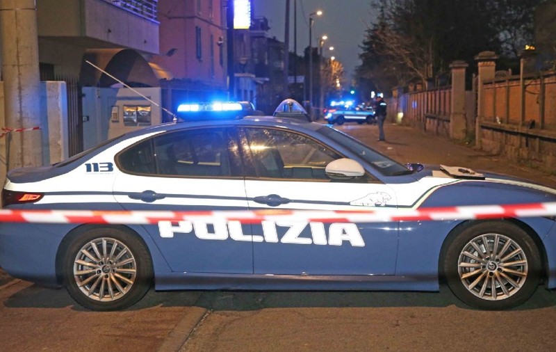 Două clanuri s-au răfuit cu bâte, chei franceze și clești de tăiat șuruburi, în Italia. Rivalii au aranjat bătaia pe rețelele de socializare