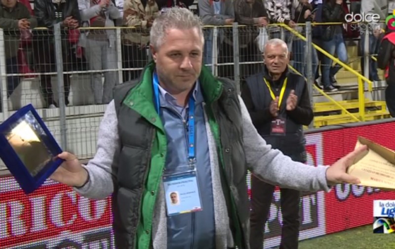 Şumudică trimite săgeţi către Steaua: "Acolo e cazarmă, n-ai voie să faci nimic!". Reacţia lui Reghecampf