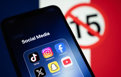 retele-socializare-social-media-interzis-15-ani