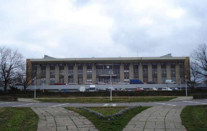 Control la Baza Sportivă Oltenița, din cadrul Sălii Polivalente: S-au constatat starea de degradare avansată a imobilului și lipsa pazei
