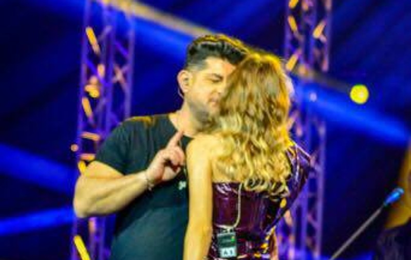 Tavi Colen își aniversează iubita. Ce i-a spus de ziua ei de naștere