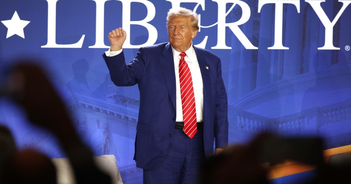 Donald Trump, în vârstă de 78 de ani, a pledat nevinovat şi a negat că a făcut sex cu Daniels în 2006. Foto: Stormy Daniels